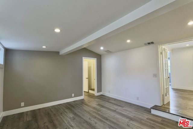 4000 Denny Avenue, Studio City, CA 91604