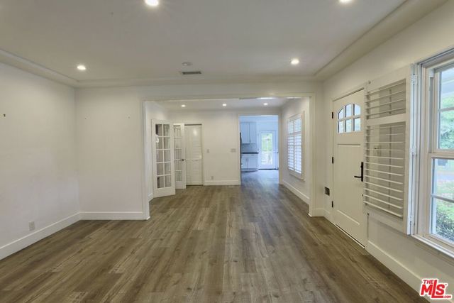 4000 Denny Avenue, Studio City, CA 91604