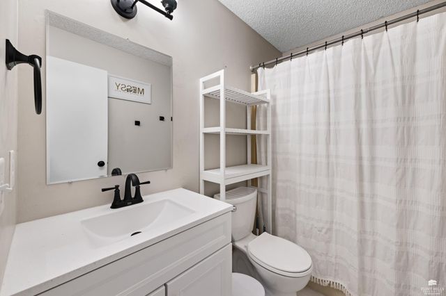 1501 Holly Lane, Junction City, KS 66441