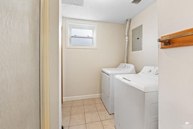 1501 Holly Lane, Junction City, KS 66441