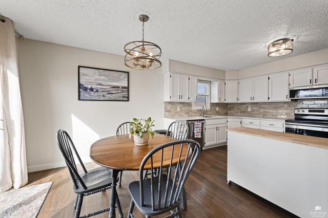 1501 Holly Lane, Junction City, KS 66441