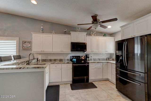 2213 Hawks Cove Circle, New Smyrna Beach, FL 32168