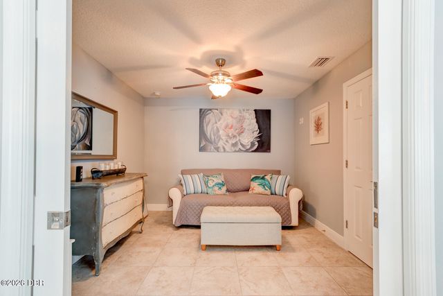 2213 Hawks Cove Circle, New Smyrna Beach, FL 32168