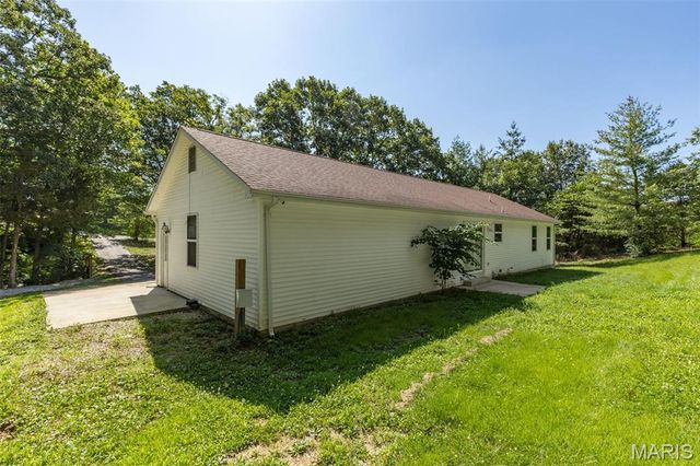687 Woodview Drive, Villa Ridge, MO 63089