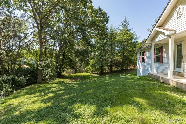 687 Woodview Drive, Villa Ridge, MO 63089