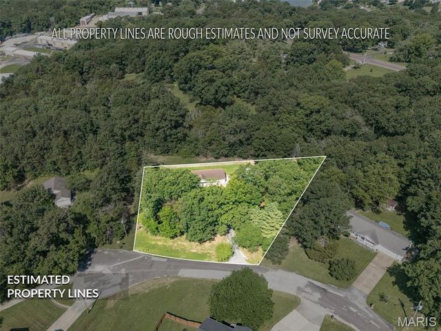687 Woodview Drive, Villa Ridge, MO 63089