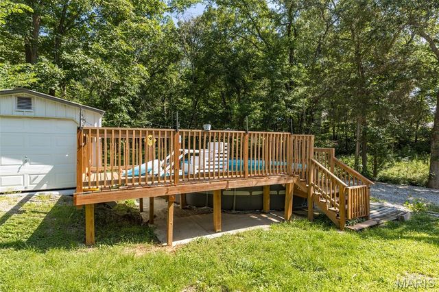 687 Woodview Drive, Villa Ridge, MO 63089