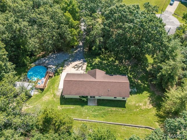 687 Woodview Drive, Villa Ridge, MO 63089