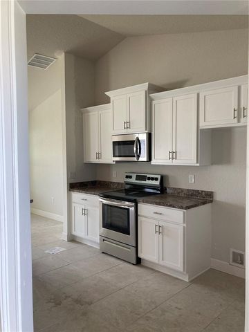8 DOGWOOD PLACE, Ocala, FL 34472