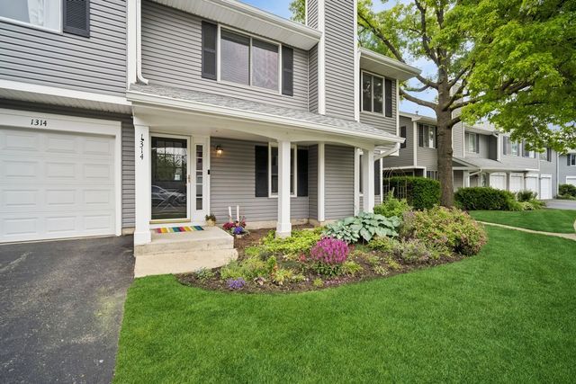 1314 Barclay Lane 1314, Deerfield, IL 60015