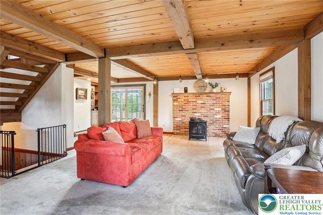 6365 Constitution Road, Lowhill Twp, PA 18078