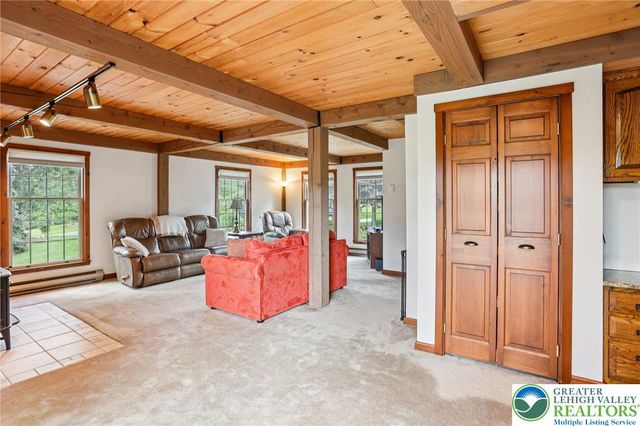 6365 Constitution Road, Lowhill Twp, PA 18078