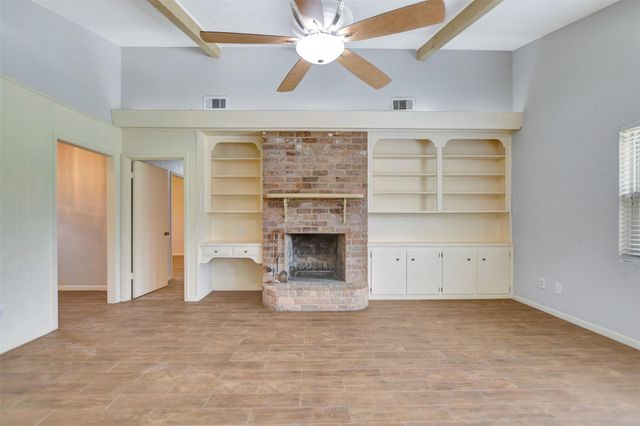 2509 Longwood Drive, Pearland, TX 77581