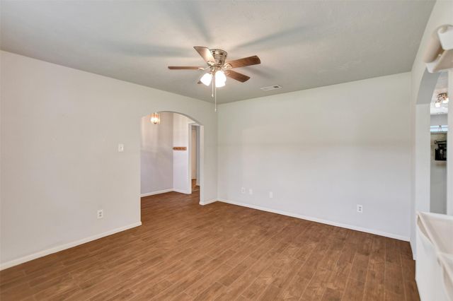 2509 Longwood Drive, Pearland, TX 77581