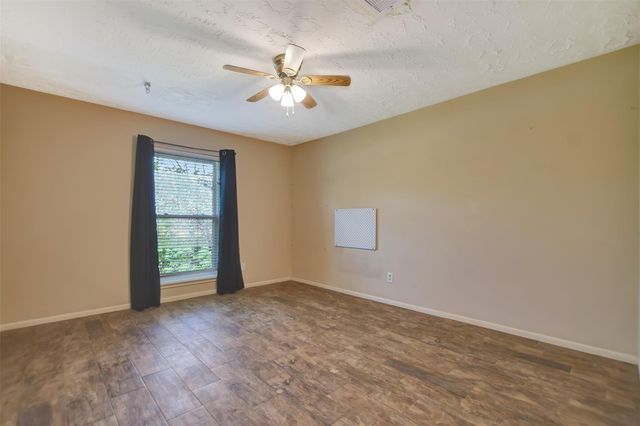 2509 Longwood Drive, Pearland, TX 77581