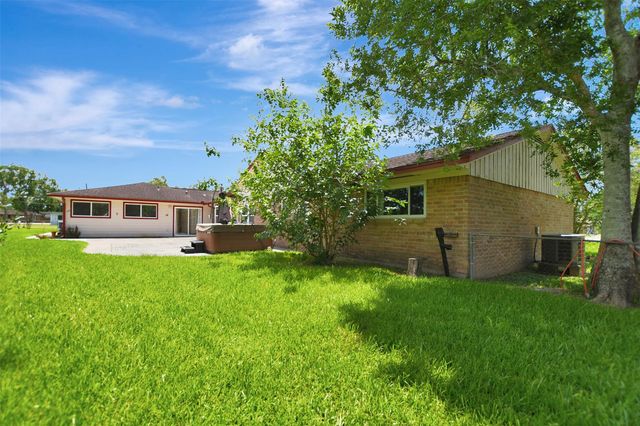 2509 Longwood Drive, Pearland, TX 77581