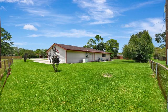 2509 Longwood Drive, Pearland, TX 77581