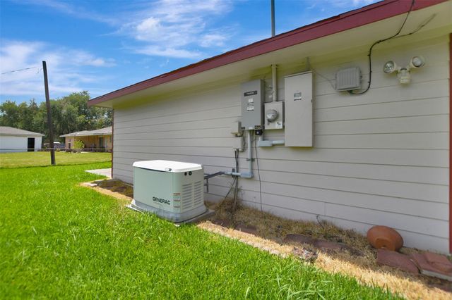 2509 Longwood Drive, Pearland, TX 77581