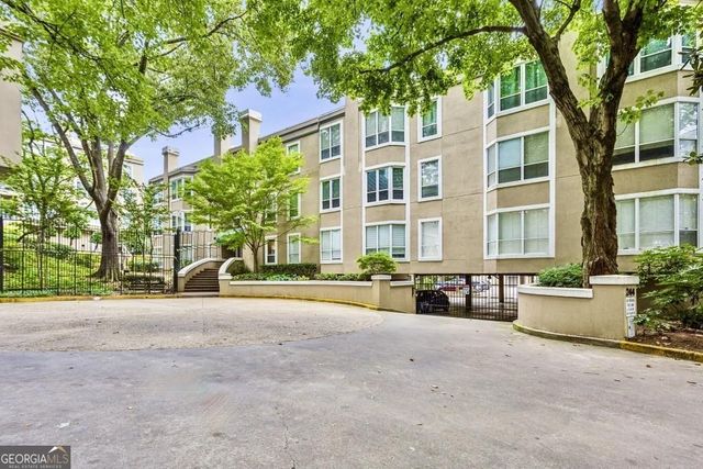 244 13th Street 201, Atlanta, GA 30309