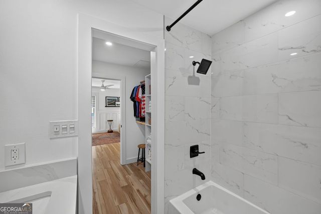 244 13th Street 201, Atlanta, GA 30309