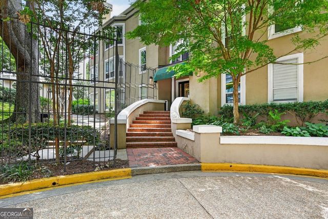 244 13th Street 201, Atlanta, GA 30309