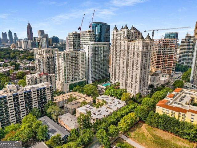 244 13th Street 201, Atlanta, GA 30309
