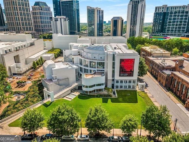 244 13th Street 201, Atlanta, GA 30309