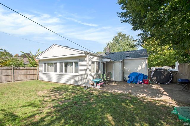 3529 Woldhaven Drive, South Bend, IN 46614