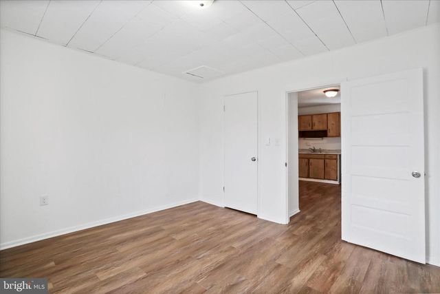 25 HARRISON AVE, Berkeley Springs, WV 25411