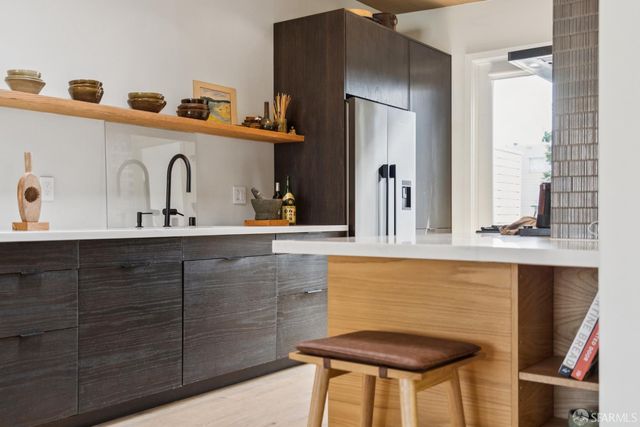 1515 Van Dyke Avenue, San Francisco, CA 94124