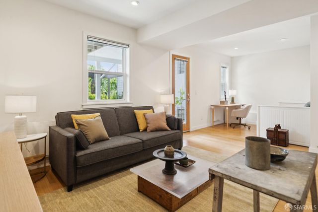 1515 Van Dyke Avenue, San Francisco, CA 94124