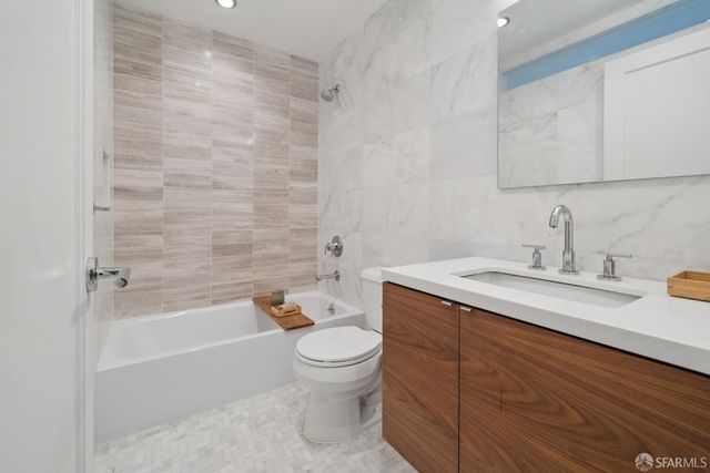 1515 Van Dyke Avenue, San Francisco, CA 94124