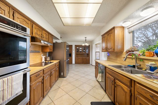 11736 Fm 740, Forney, TX 75126