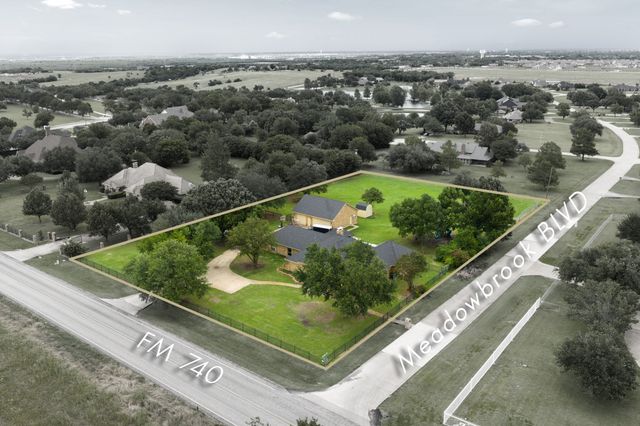 11736 Fm 740, Forney, TX 75126