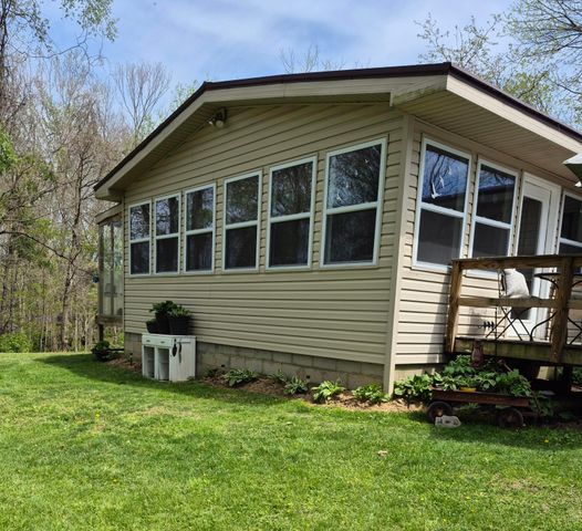 7156 Davison Lane, Alexandria, OH 43001
