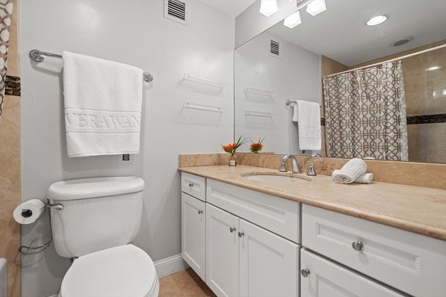 8-10 Museum Way 1429, Cambridge, MA 02141