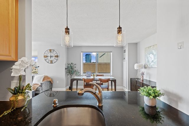 8-10 Museum Way 1429, Cambridge, MA 02141