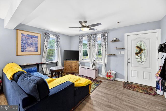594 E HOLLY AVE, Pitman, NJ 08071