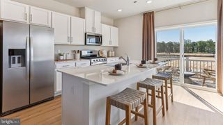 122 ESSEX DR, Sicklerville, NJ 08081