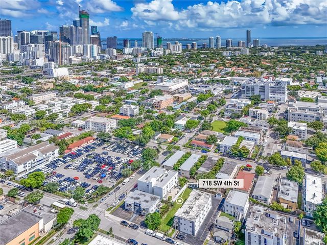 718 SW 4th St, Miami, FL 33130