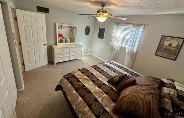 2821 E Turtle Creek Drive, Fairfield, OH 45014