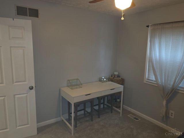 2821 E Turtle Creek Drive, Fairfield, OH 45014