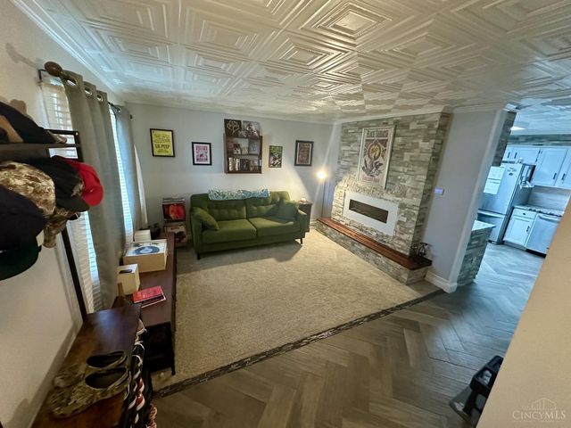 2821 E Turtle Creek Drive, Fairfield, OH 45014