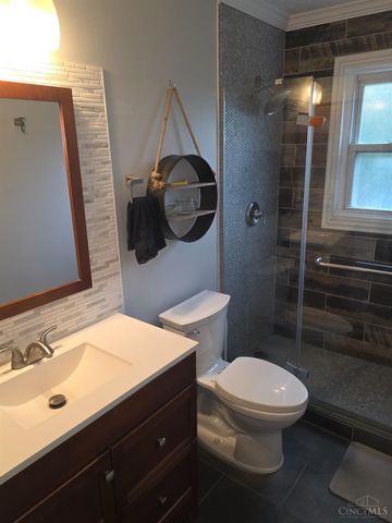 2821 E Turtle Creek Drive, Fairfield, OH 45014