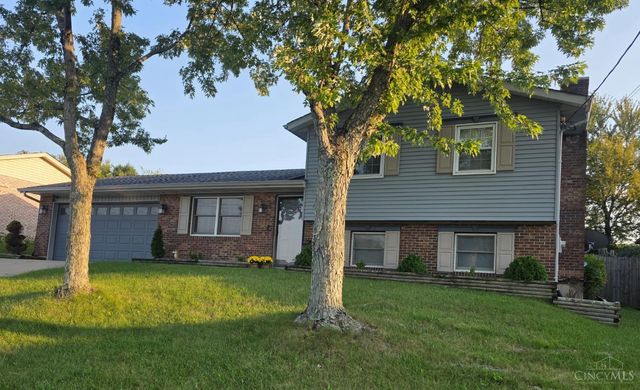 2821 E Turtle Creek Drive, Fairfield, OH 45014
