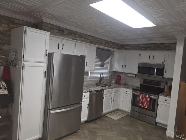 2821 E Turtle Creek Drive, Fairfield, OH 45014