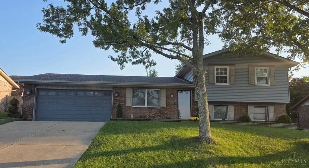 2821 E Turtle Creek Drive, Fairfield, OH 45014