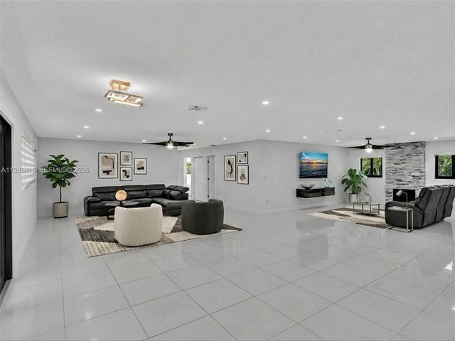 4501 SW 133rd Ave, Southwest Ranches, FL 33330