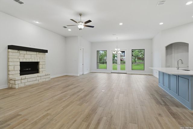 3835 escalera, Bulverde, TX 78163