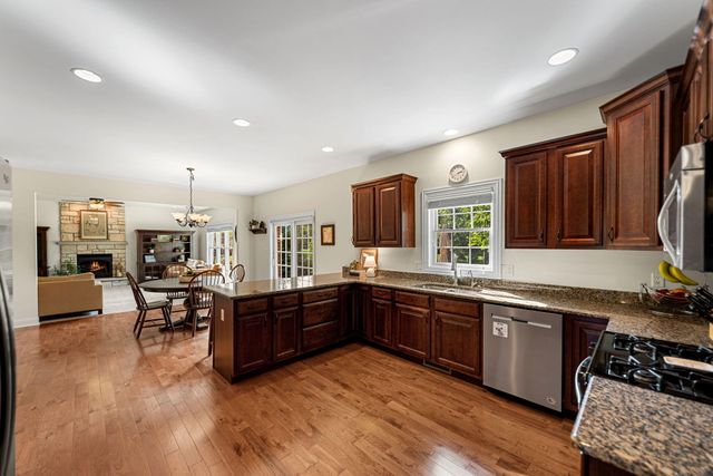 8872 Winding Trail, St. John, IN 46373